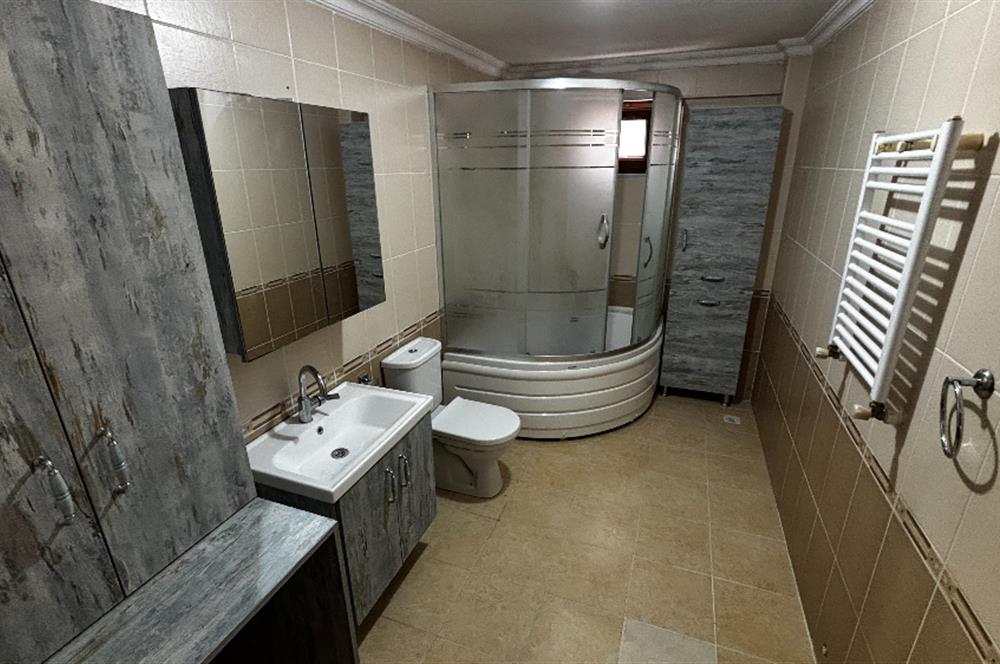 ÜMRANİYE ESENEVLER MAHALLESİNDE 160 M2 4+1 KİRALIK DAİRE