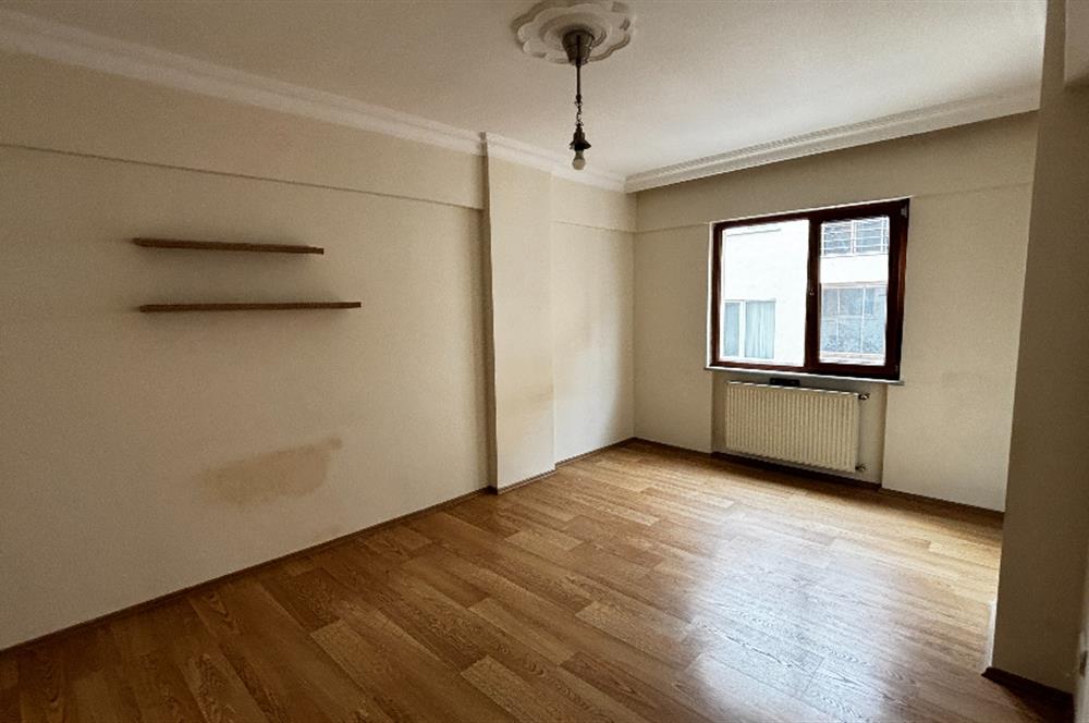 ÜMRANİYE ESENEVLER MAHALLESİNDE 160 M2 4+1 KİRALIK DAİRE