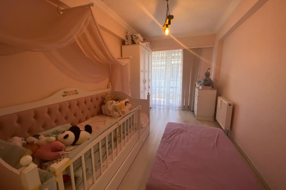 İZZETBAYSAL DEVLET HASTANESİ YOLUNDA 3+1 SATILIK DAİRE