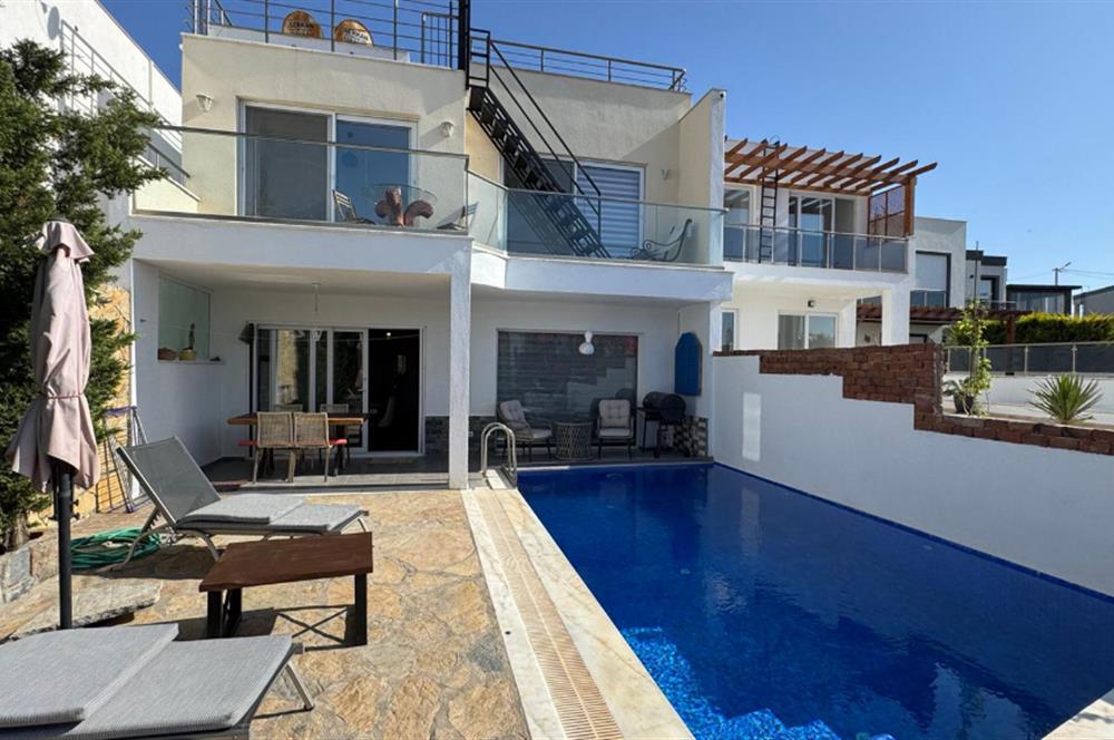 Century 21 Trio'dan Bodrum Koyunbaba'da Satılık Villa