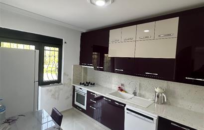 Erdek Sahil Mahallesinde -1500 m² Bahçeli- 5+1 Müstakil Villa