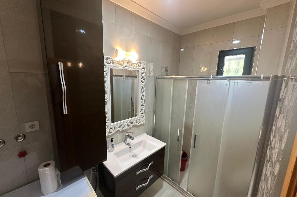 Erdek Sahil Mahallesinde -1500 m² Bahçeli- 5+1 Müstakil Villa