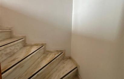 Erdek Sahil Mahallesinde -1500 m² Bahçeli- 5+1 Müstakil Villa