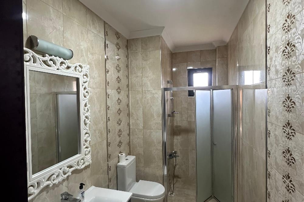 Erdek Sahil Mahallesinde -1500 m² Bahçeli- 5+1 Müstakil Villa