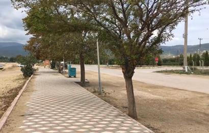 BANDIRMA'DA DENİZE YAKIN 244 m² ARSA C21BAL