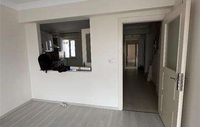 Alaettin Mahallesi'nde 4+1 Deniz Manzaralı Dubleks