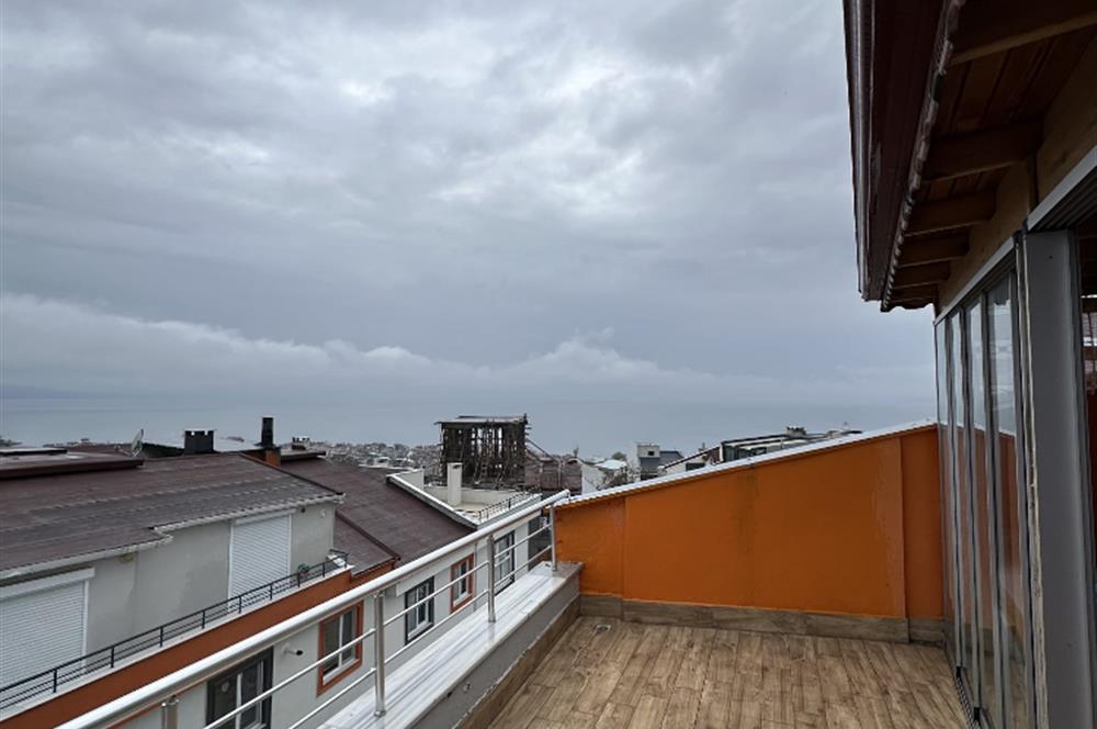 Alaettin Mahallesi'nde 4+1 Deniz Manzaralı Dubleks