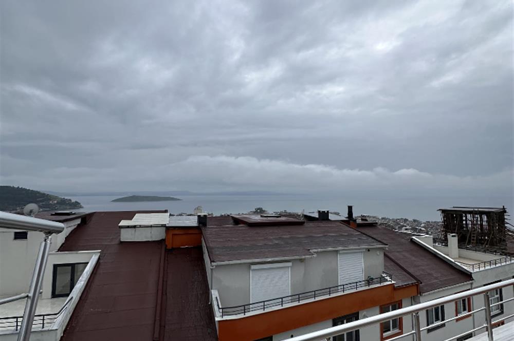 Alaettin Mahallesi'nde 4+1 Deniz Manzaralı Dubleks