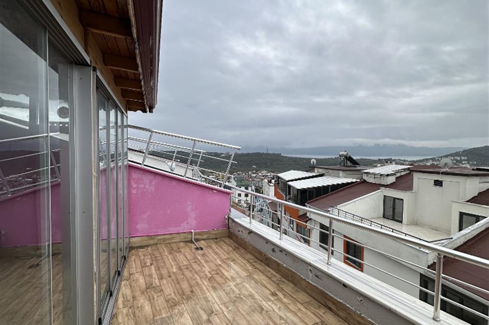 Alaettin Mahallesi'nde 4+1 Deniz Manzaralı Dubleks