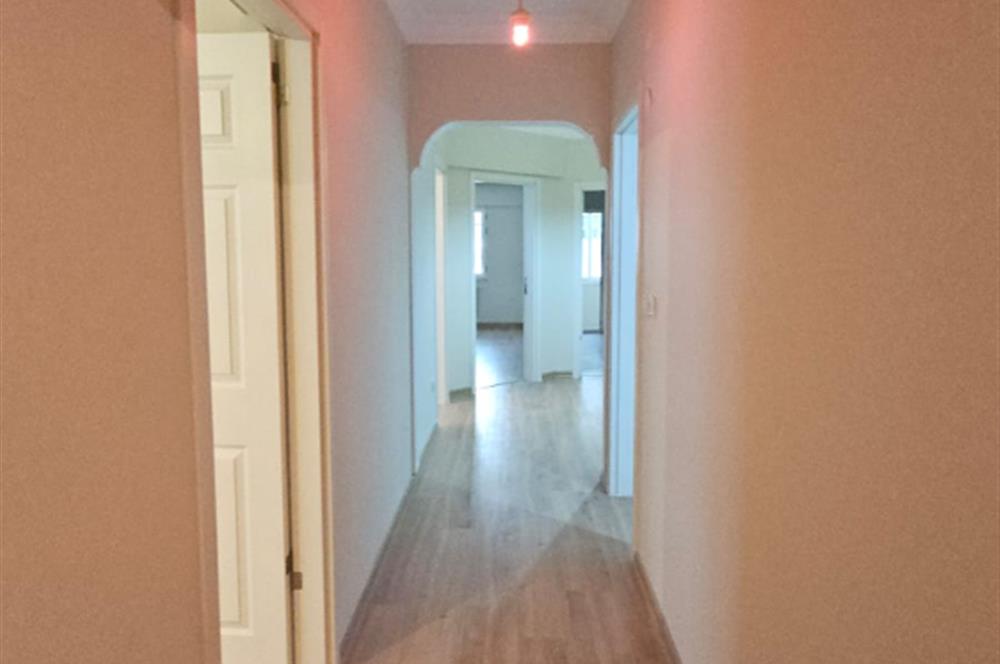 Maltepe Bağlarbaşında Metro ve Marmaraya Yakın Satılık 3+1 Daire