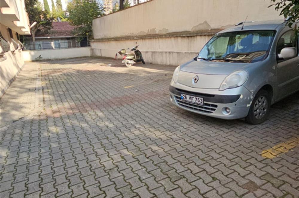 Maltepe Bağlarbaşında Metro ve Marmaraya Yakın Satılık 3+1 Daire