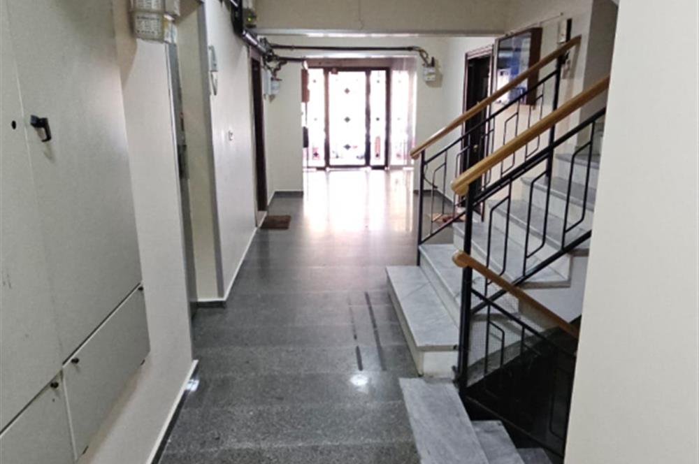 Maltepe Bağlarbaşında Metro ve Marmaraya Yakın Satılık 3+1 Daire