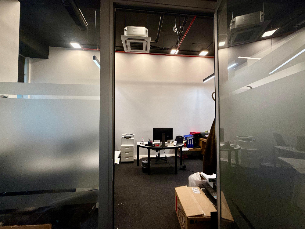 Seba Satılık Ofis 251m2+17m2 Bahçe Kullanımlı Dekorasyonlu