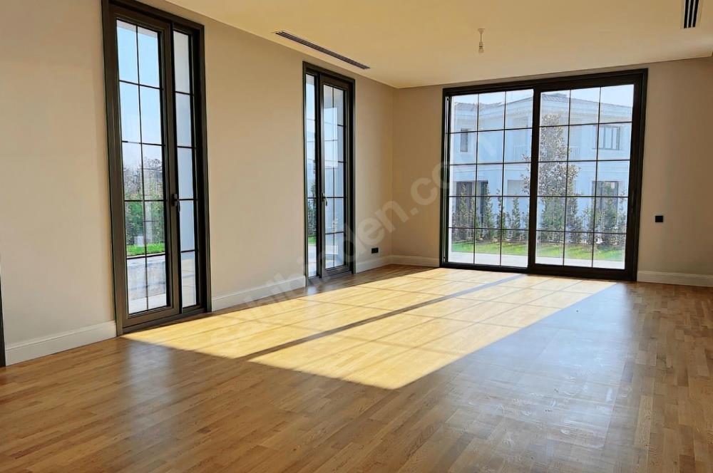 EMLAK KONUT ÇINARKÖYDE KİRALIK D TİPİ 4+1+1(HİZM.ODASI) VİLLA