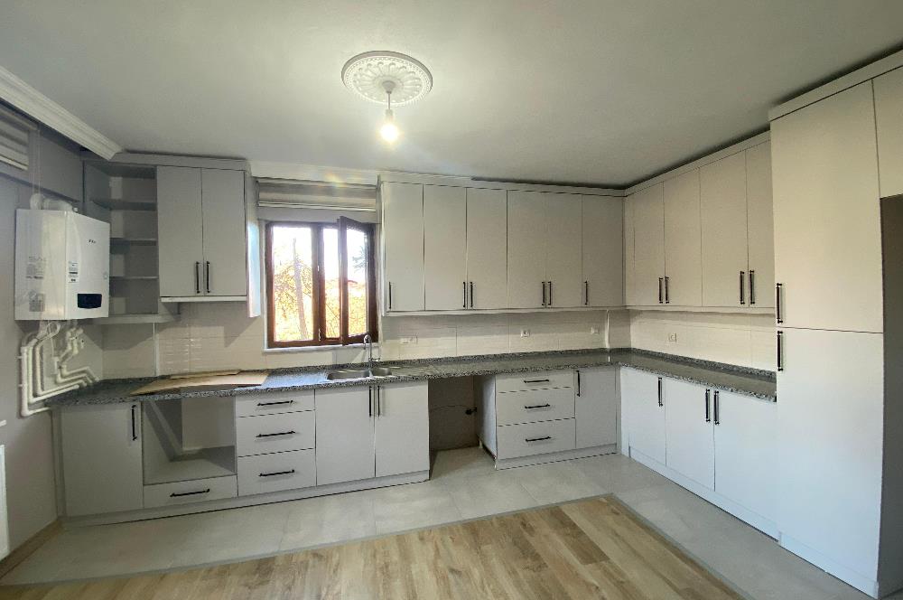 CENTURY 21'DEN EFİRLİDE MÜSTAKİL YAŞAM FIRSATI KİRALIK 3+1 DAİRE