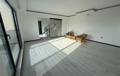 BAĞLUM’DA İSKANLI 7+1 LÜKS İKİZ VİLLA – 600 M² ARSA PAYI – 425 M² KULLANIM