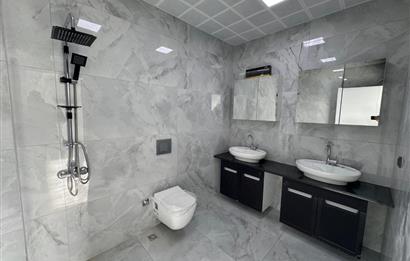 BAĞLUM SATILIK LÜKS İKİZ VİLLA – 7+1 – 425 M² 