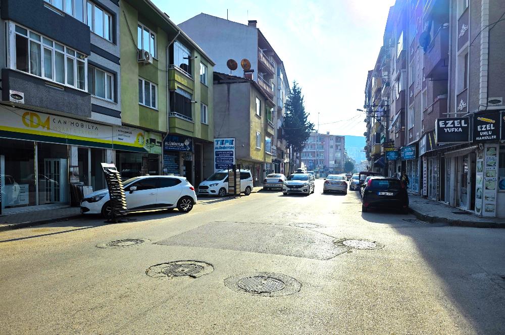 C21 Cius; İşlek Caddeye Cephe Satılık Dükkan