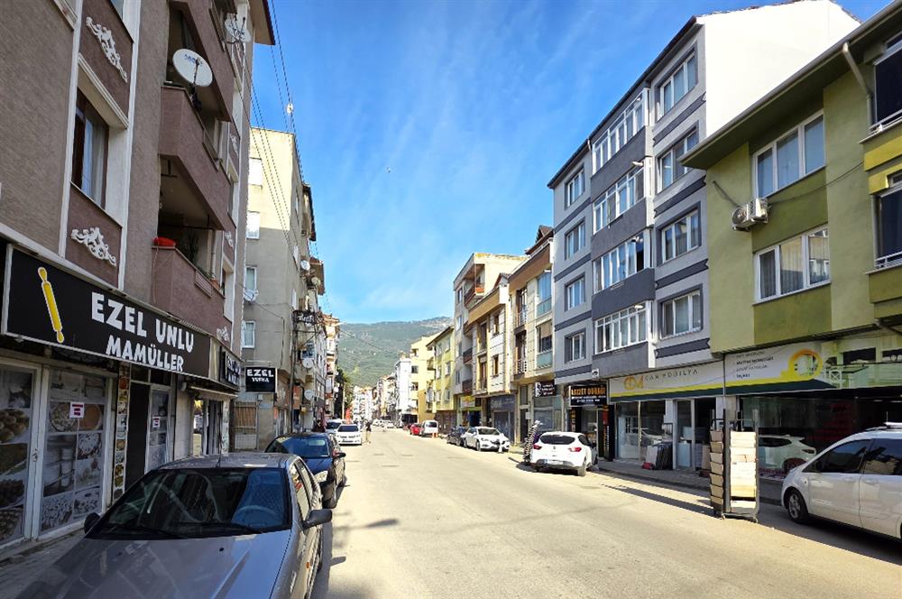 C21 Cius; İşlek Caddeye Cephe Satılık Dükkan