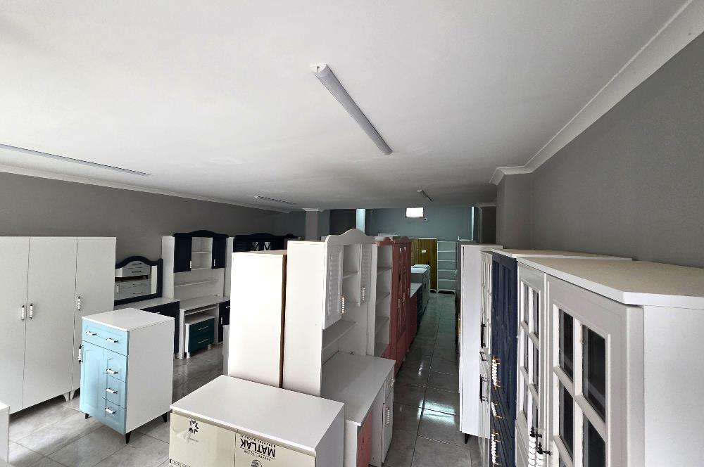 C21 Cius; İşlek Caddeye Cephe Satılık Dükkan