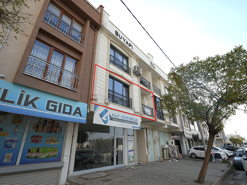 C21 Cius; Bölge Parkı Civ 3+1 Teraslı Dükkan Üstü Kiralık Daire