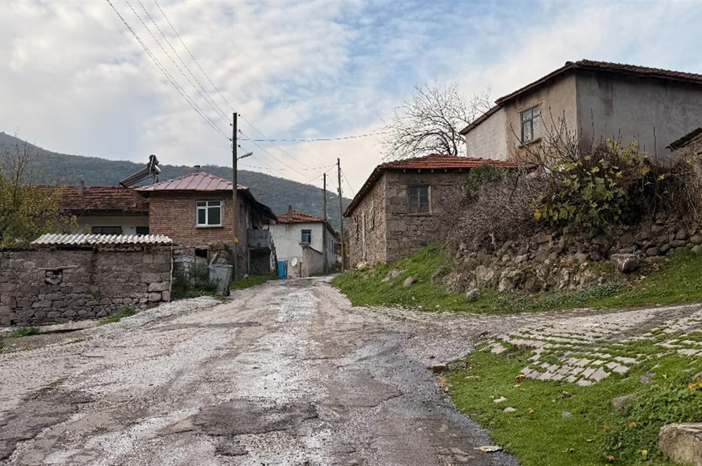 CENTURY21 Bal'DAN BALIKESİR-ALTIEYLÜL-YEŞİLLER MAHALLESİNDE SATILIK ARSAKLESİNDE SATILIK ARSALILESİNDE