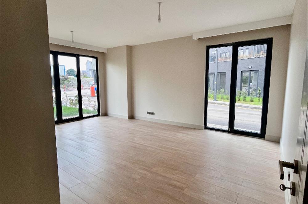 C21 LOCA’DAN EMLAK KONUTLARI 3 CEPHE BAHÇE KULLANIMI SATILIK 2+1