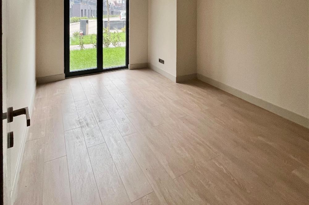 C21 LOCA’DAN EMLAK KONUTLARI 3 CEPHE BAHÇE KULLANIMI SATILIK 2+1