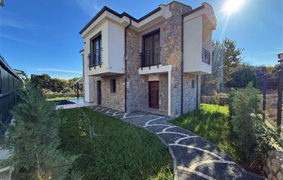 Datça Burgaz'da Satılık 3+1 Tam Müstakil Havuzlu Sıfır Villa