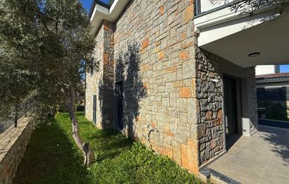 Datça Burgaz'da Satılık 3+1 Tam Müstakil Havuzlu Sıfır Villa