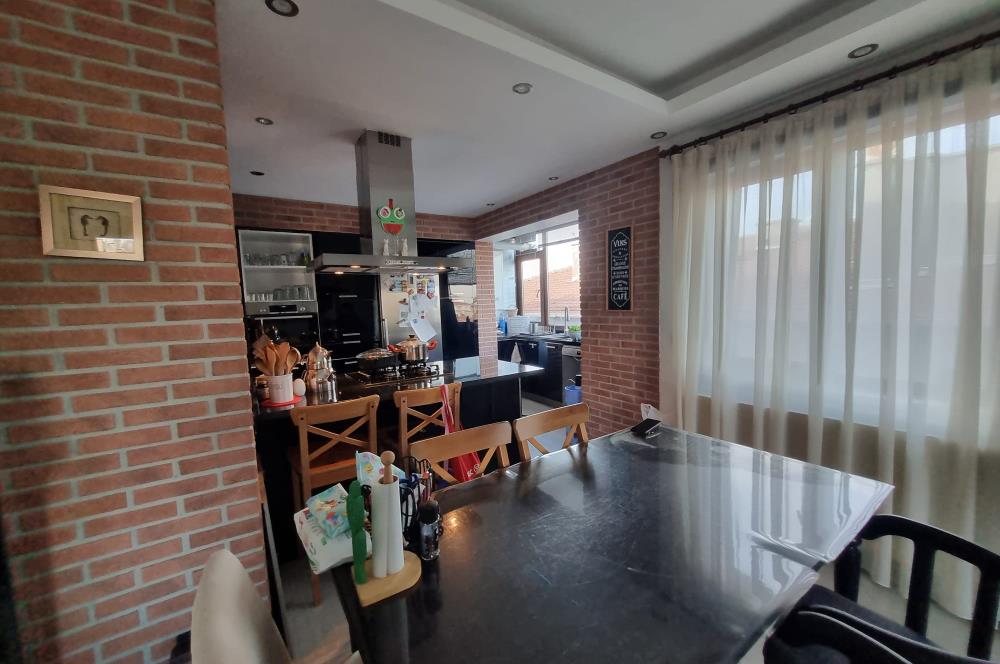 ÖVEÇLER'DE TASARIMLI SATILIK 4+1 LÜKS DUBLEKS