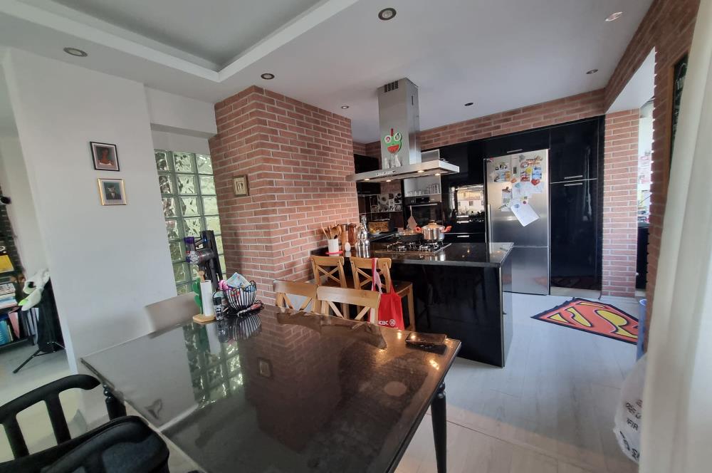 ÖVEÇLER'DE TASARIMLI SATILIK 4+1 LÜKS DUBLEKS