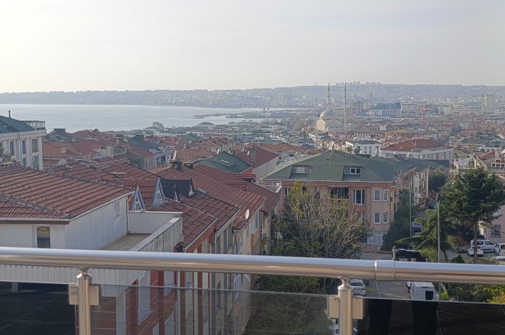 Büyükçekmece’de Deniz ve Göl Manzaralı Dubleks Daire