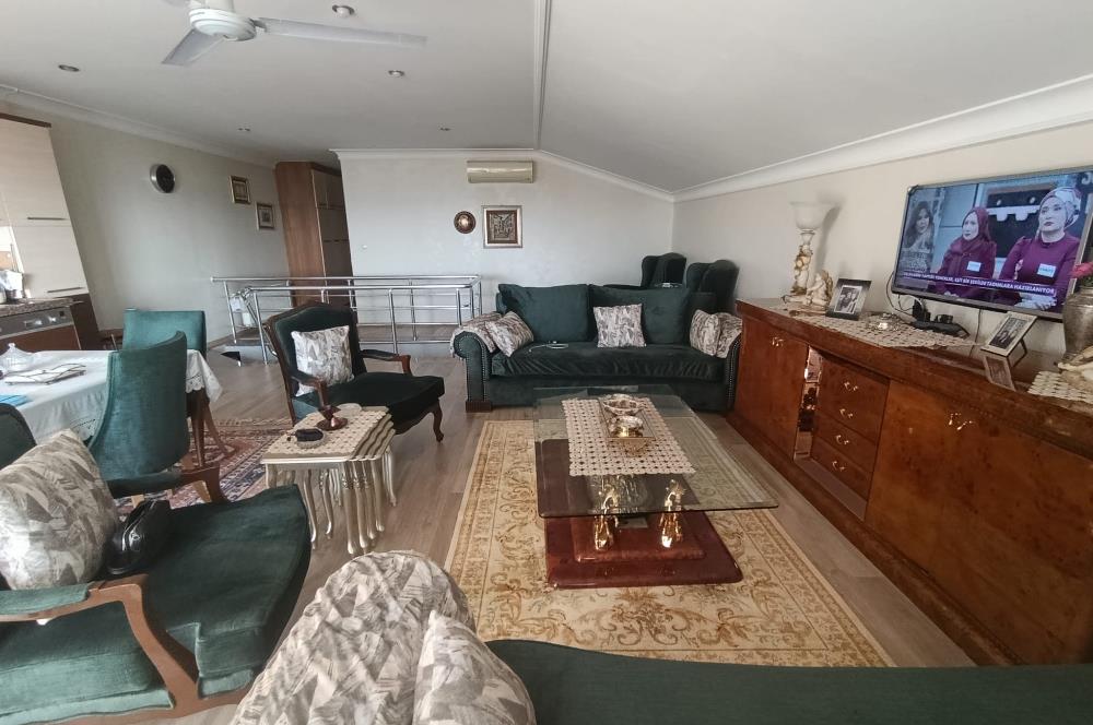 Büyükçekmece’de Deniz ve Göl Manzaralı Dubleks Daire