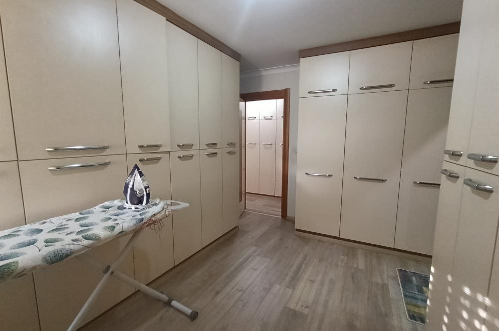 Büyükçekmece’de Deniz ve Göl Manzaralı Dubleks Daire