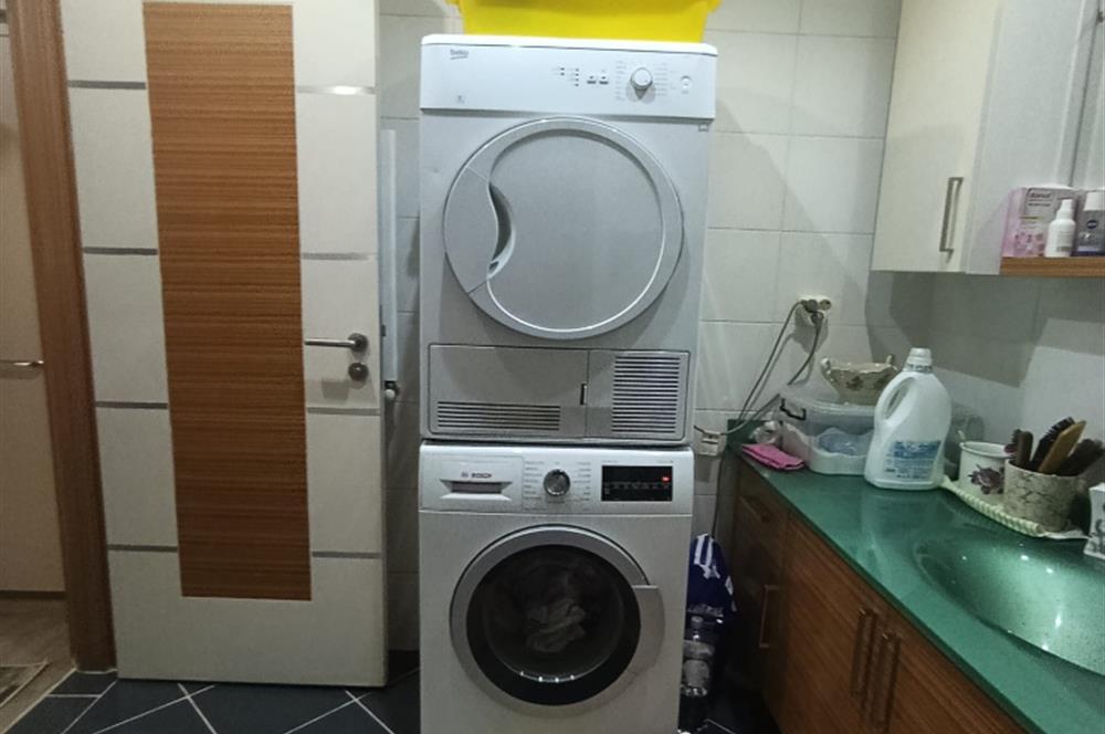 Büyükçekmece’de Deniz ve Göl Manzaralı Dubleks Daire