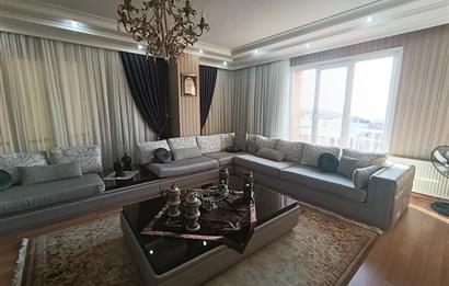 Büyükçekmece’de Deniz ve Göl Manzaralı Dubleks Daire