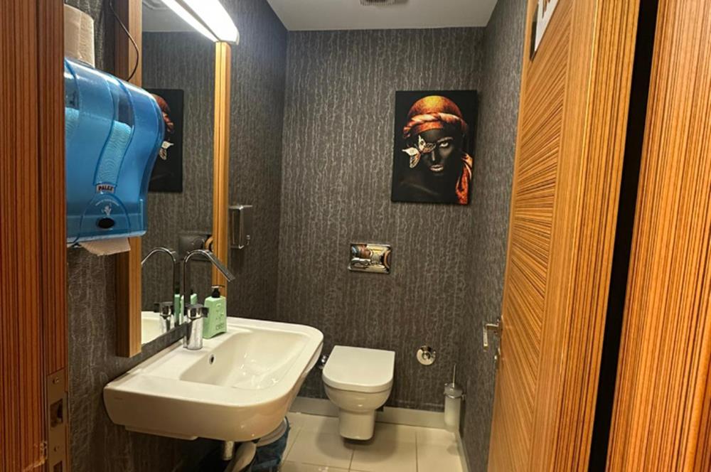 Ümraniye Çarşı'da Full Donanımlı Devren Kiralık Güzellik Merkezi