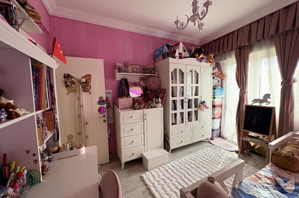 BOSTANLI NAZAN ÖNCEL CADDESİNDE (SİM 3 BLOK) 3+1 SATILIK DAİRE Favorilerime Ekle Yazdır Facebook ile paylaş
