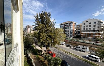 BOSTANLI NAZAN ÖNCEL CADDESİNDE (SİM 3 BLOK) 3+1 SATILIK DAİRE Favorilerime Ekle Yazdır Facebook ile paylaş