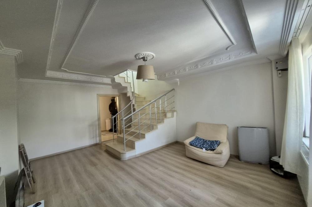 Kilyos'ta Denize Yakın 4 katlı Satılık villa