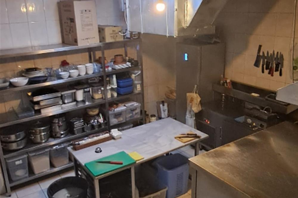 ATAŞEHİR ÖRNEK MAHALLESİ'NDE DEVREN KİRALIK LOKANTA