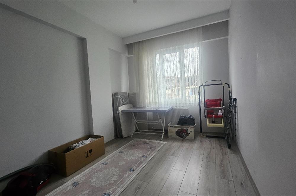 Cumhuriyet Mahallesinde 143 m² Ferah 3+1 – Sahile 5 dk, Karayoluna 1 dk!