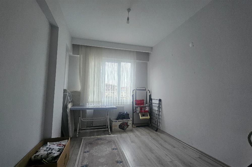 Cumhuriyet Mahallesinde 143 m² Ferah 3+1 – Sahile 5 dk, Karayoluna 1 dk!