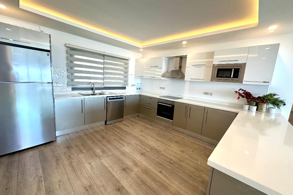 Akacan Elegance Sitesi Full Deniz ve Havuz Manzaralı 3+1 Lüks Eşyalı Kiralık Köşe Daire