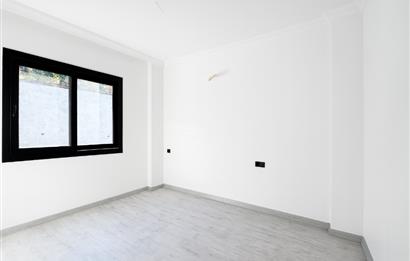 Bodrum Turgutreis'te Satılık Havuzlu Sitede Ferah 2+1 Daireler