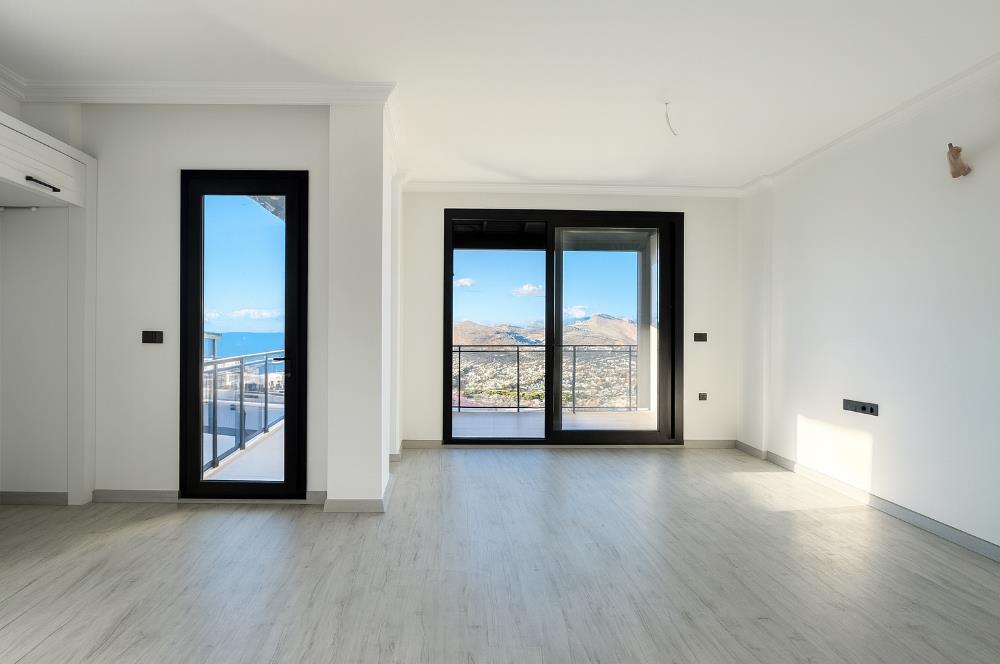 Bodrum Turgutreis'te Satılık Havuzlu Sitede Ferah 2+1 Daireler