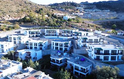 Bodrum Turgutreis'te Satılık Havuzlu Sitede Ferah 2+1 Daireler