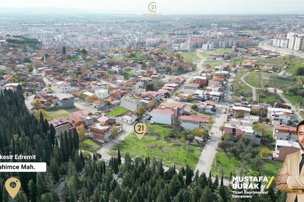 C21 BAL’DAN EDREMİT İBRAHİMCE’DE// YOLA YAKIN 199 m2 ARSA