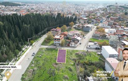 C21 BAL’DAN EDREMİT İBRAHİMCE’DE// YOLA YAKIN 199 m2 ARSA